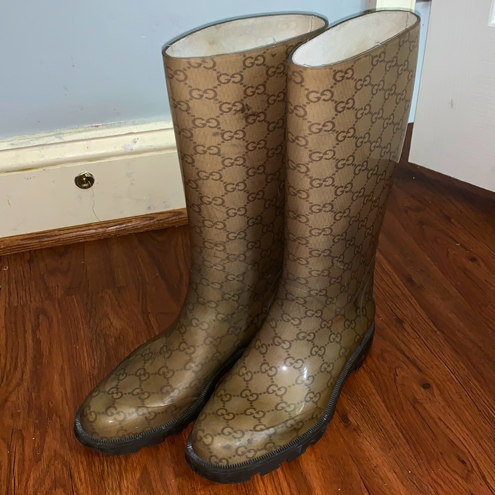 Gucci rain boots; size 36/6
